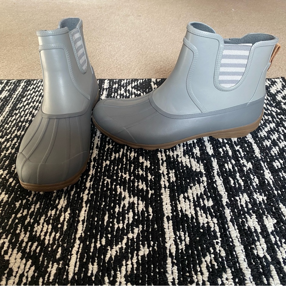 Sperry Women's Syren Cove Rubberized Grey Boots STS84455 Women Rain Boots 11M
